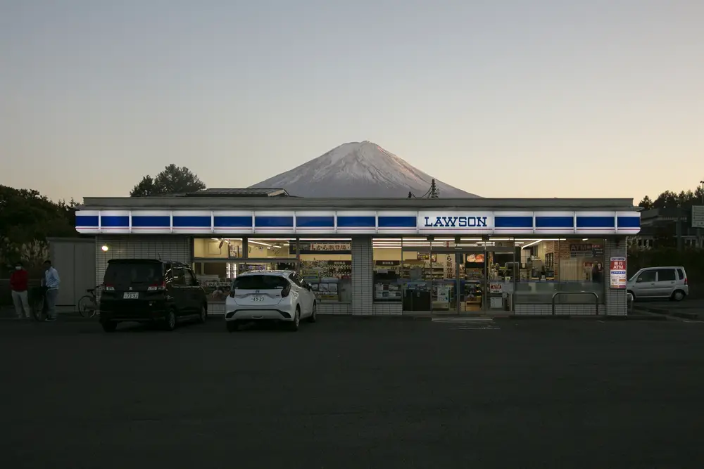 How to Efficiently Use Convenience Stores in Japan for Travel Needs