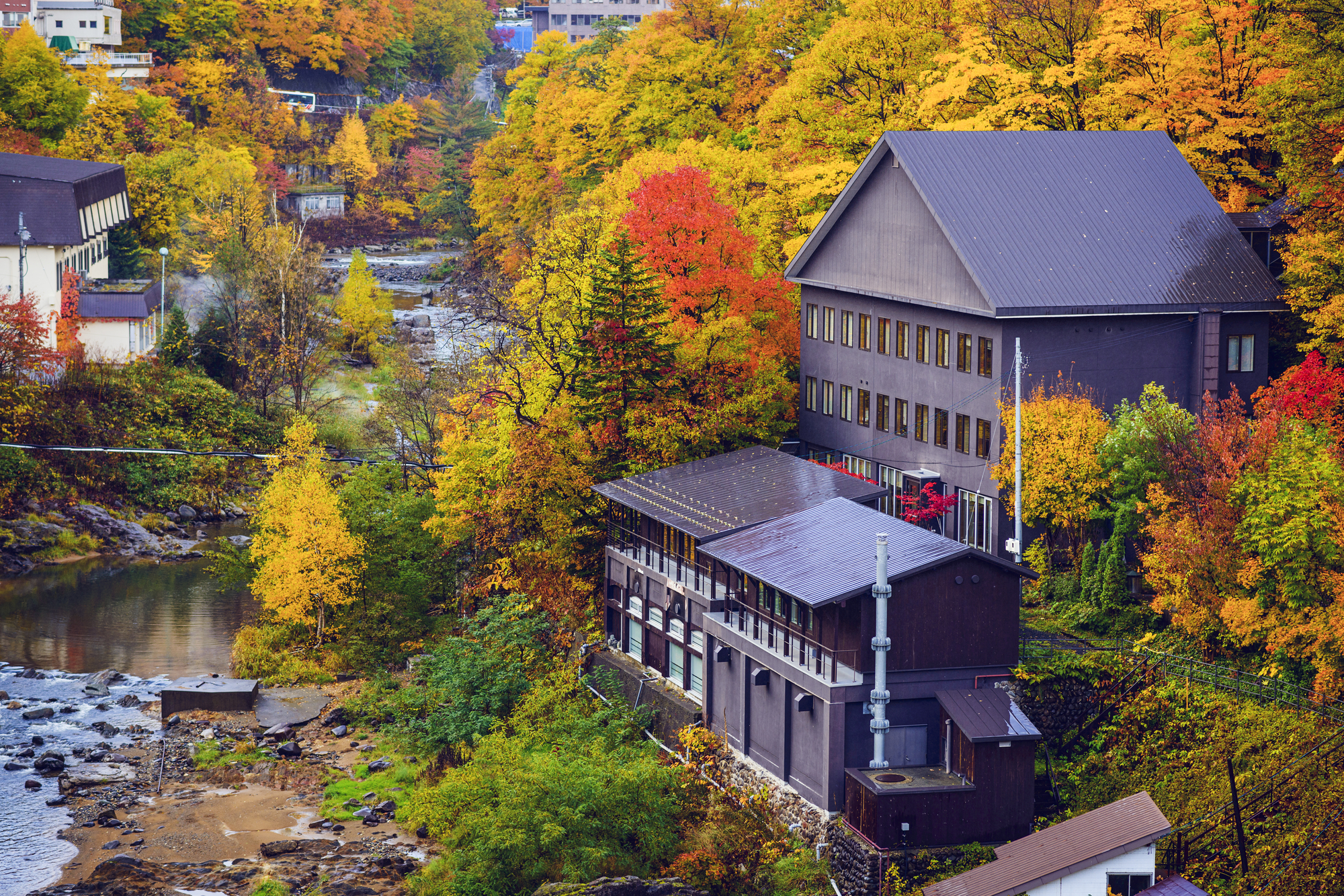 The Beauty of Japanese Architecture: Exploring Iconic Buildings and Structures